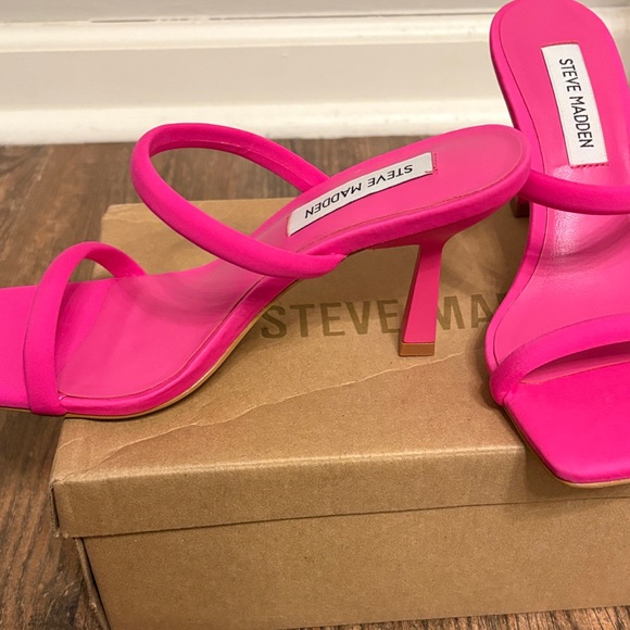 Steve Madden Fuchsia Heeled Sandals - Picture 3 of 5
